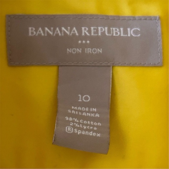 Banana Republic Women's Short Sleeve Yellow Button-Up Shirt Size 10 - Picture 6 of 7